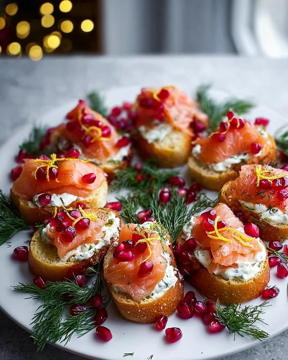 Christmas Smoked Salmon Bruschetta Wreath: Holiday Delight!
