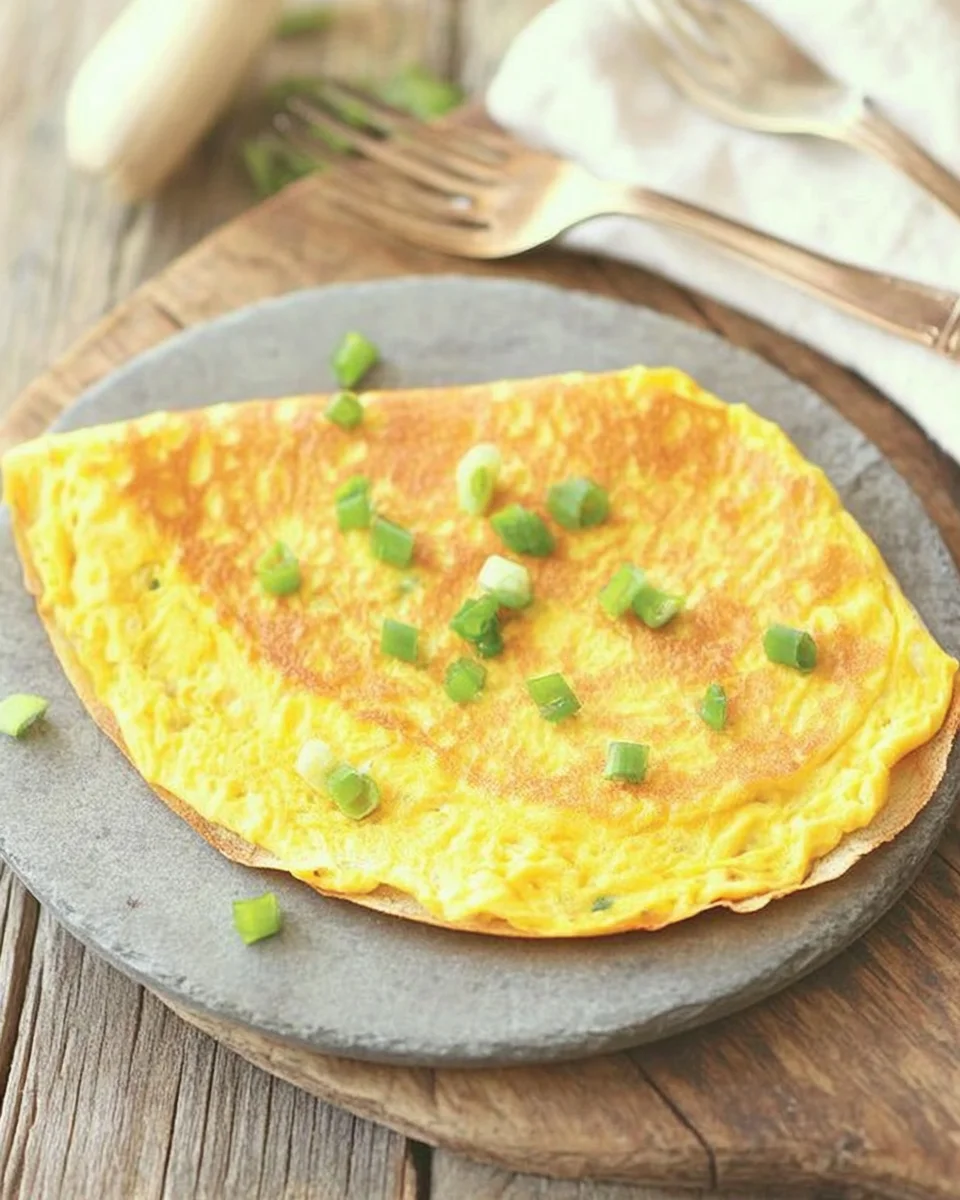 Omelette au Jaune Coulant — 3 Ingrédients