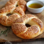 Pain Simit turc : irrésistiblement croustillant et moelleux