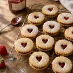 Biscuits Sablés à la Confiture de Fraises