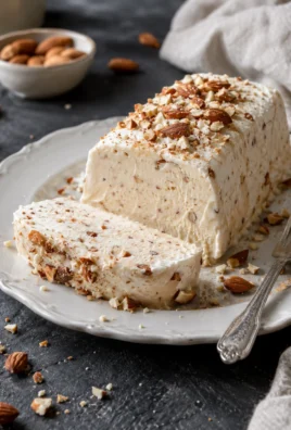 Semifreddo Italien aux Amandes — Un Dessert Frais, Crémeux et Raffiné